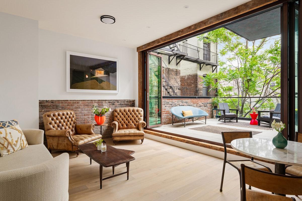 61 rivington st #4b